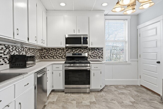 Foto del edificio - 23 Olmstead St