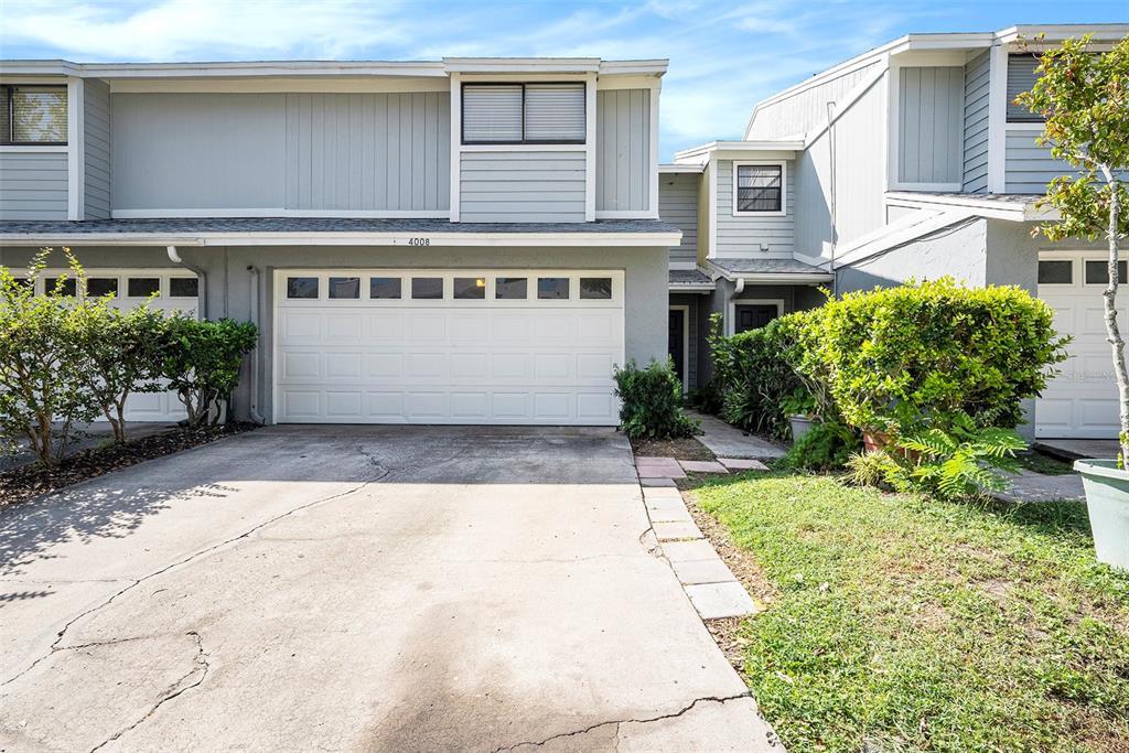 Foto principal - 4008 Circlewood Ct