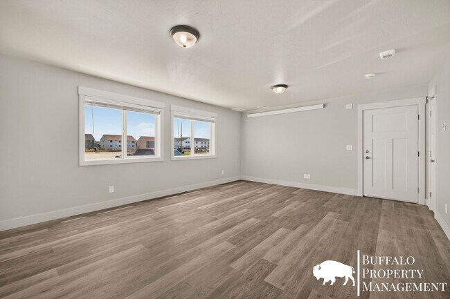 Foto del edificio - 6289 N Silver Fox Rd