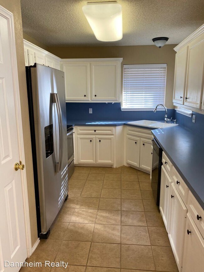 Foto del edificio - 3 br, 2 bath House - 2812 87th St