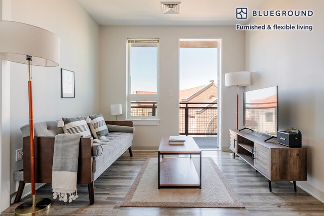 Building Photo - 161 Washington St