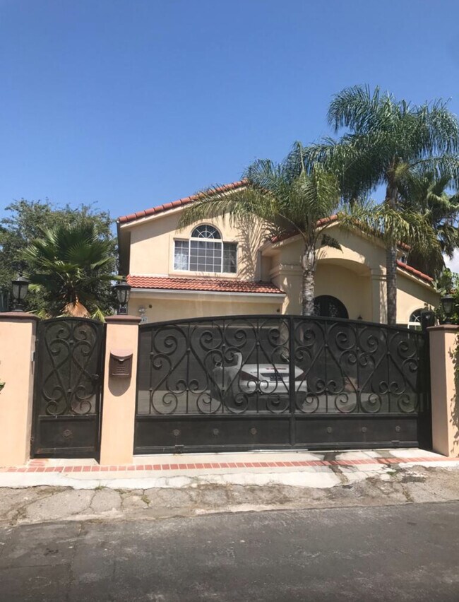 Foto del edificio - 12147 Miranda St