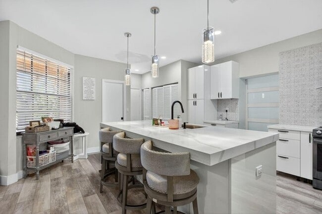 Photo - 11910 Glenmore Dr Townhome