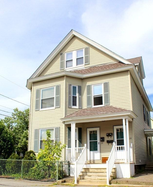 Building Photo - 2 bedroom in Lowell MA 01854