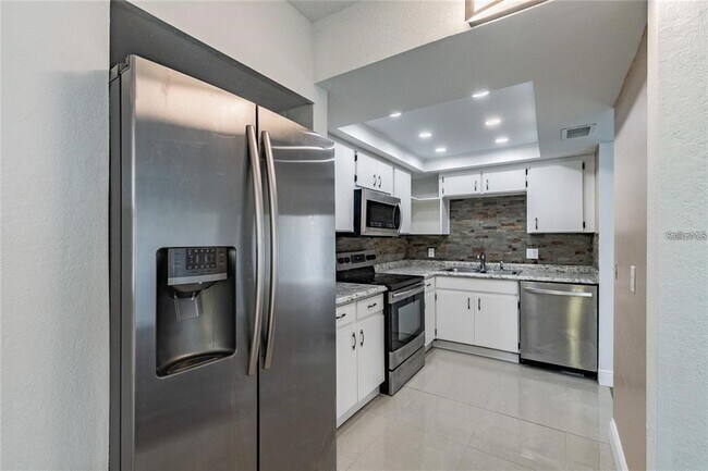 Foto del edificio - 6100 12th St S