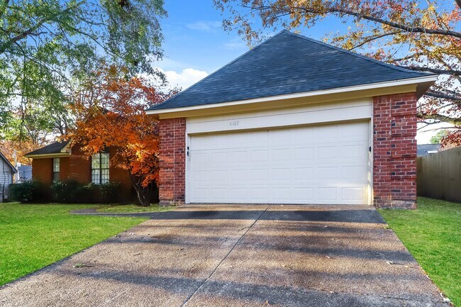 Foto del edificio - 4462 Garrison Ave