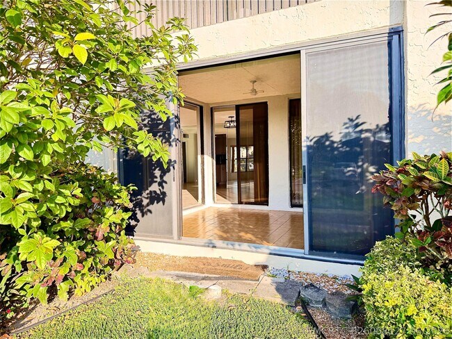 Foto del edificio - 8657 Boca Glades Blvd W
