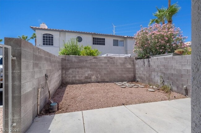Building Photo - 8216 Diamond Star Ct