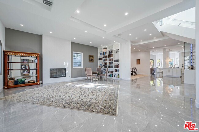 Foto del edificio - 1514 S Canfield Ave
