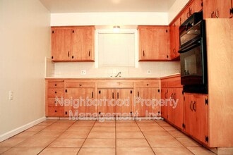 Building Photo - 898 W San Gabriel Ave