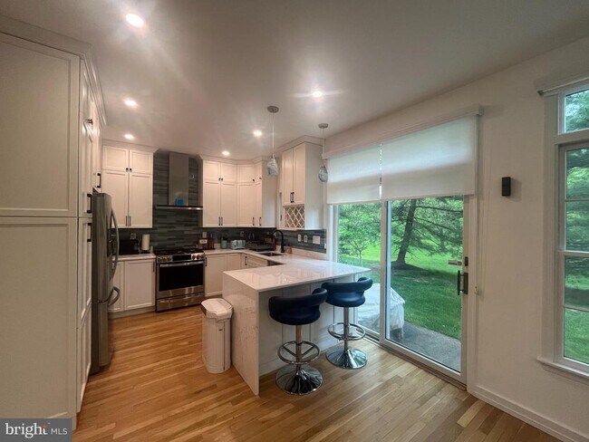 Foto del edificio - 119 St Clair Ct