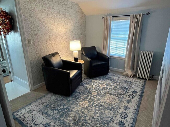 Foto del edificio - 220 Narragansett Ave