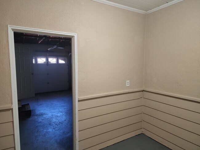 Building Photo - 755 Hannah Ct