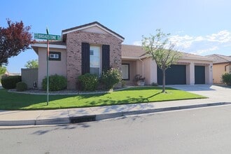 Building Photo - 1692 Broadstone Way
