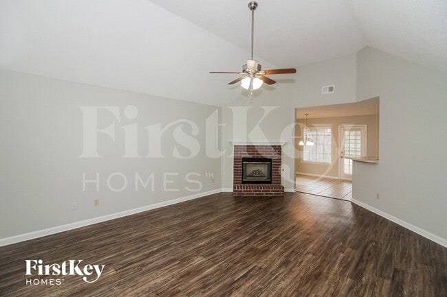 Building Photo - 6935 Naples Dr