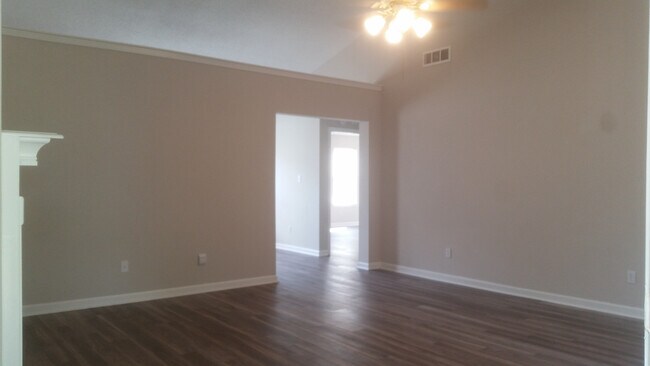Building Photo - Coming Soon!!! Beautiful Garden Party Ranc...