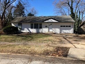 Building Photo - 1049 Willmann Ct