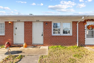 Building Photo - 224 Zack Cir