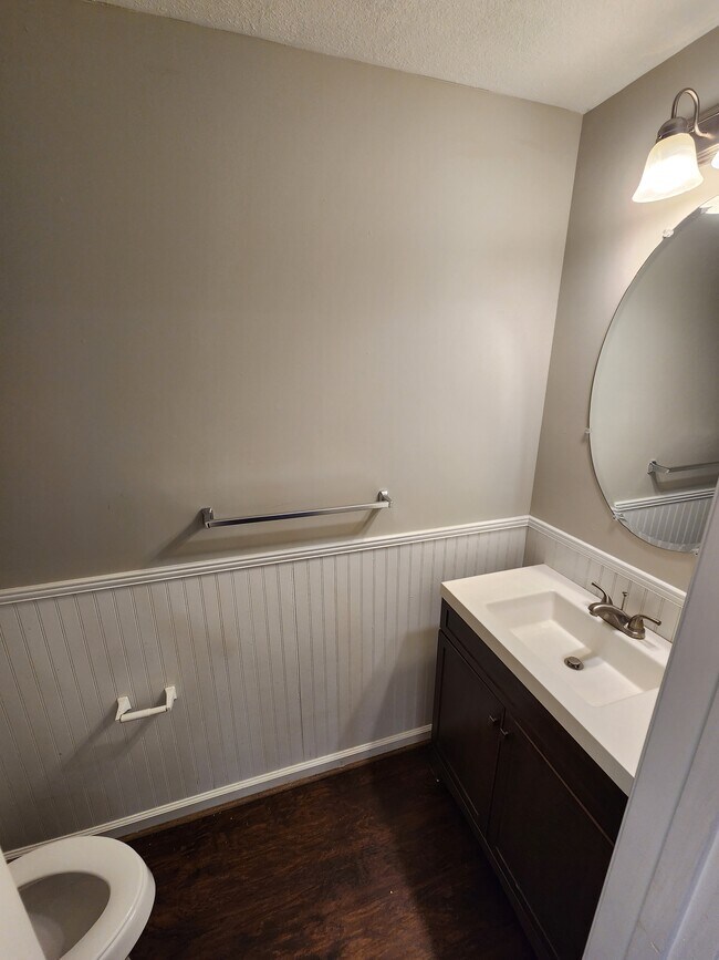 Foto del edificio - 5512 Muth Ct