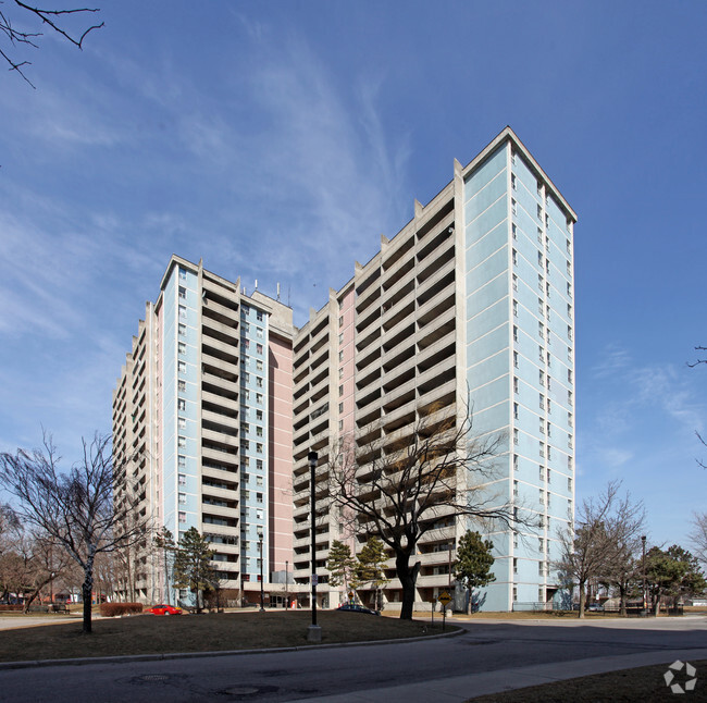 Building Photo - Danforth Midland Apartments