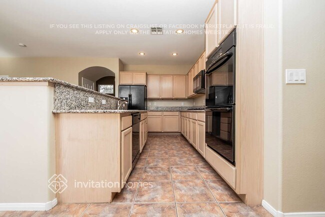 Foto del edificio - 4829 Soaring Springs Ave