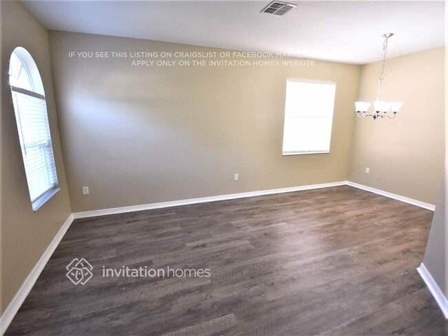 Building Photo - 751 Home Grove Dr