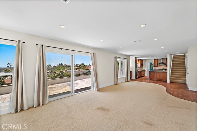 Building Photo - 3069 Zell Dr