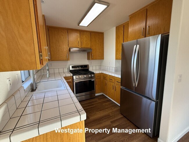 Foto del edificio - 737 Judith Ct