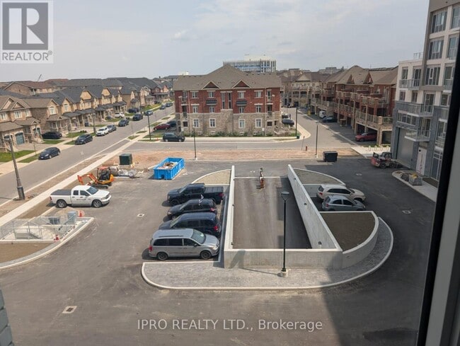 Building Photo - 412-412 Silver Maple Rd