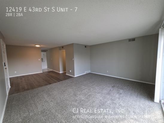 Foto del edificio - 12419 East 43rd St S