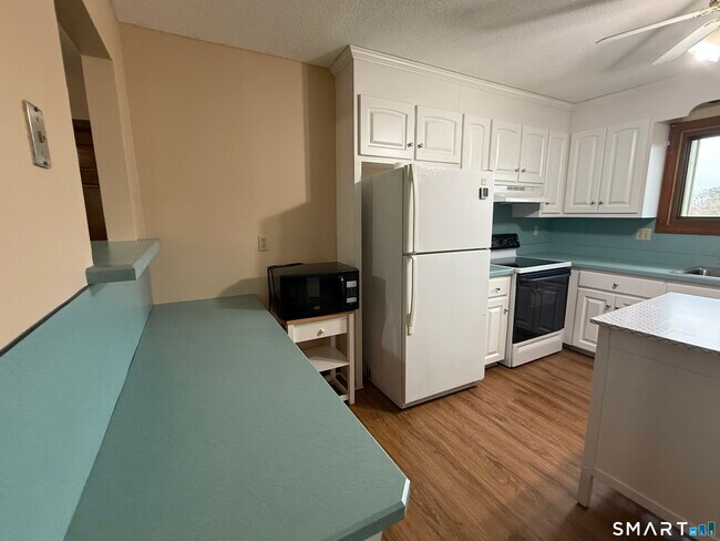 Foto del edificio - 1302 Summer Hill Dr