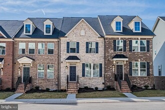 Building Photo - 3505 Lucca Ln