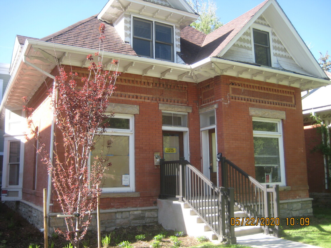 Available Soon - 1424 Pine St