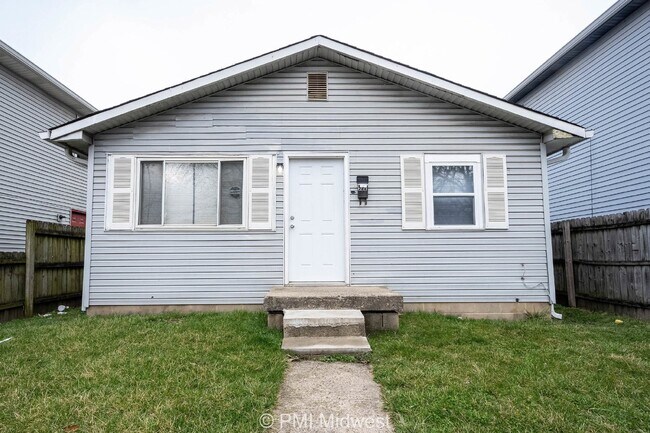 Building Photo - Charming 4-Bedroom Home in Indianapolis wi...