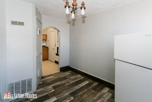 Foto del edificio - 1514 N Elston Ave