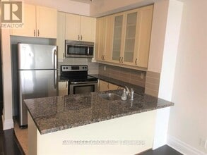 Building Photo - 111 Upper Duke Crescent