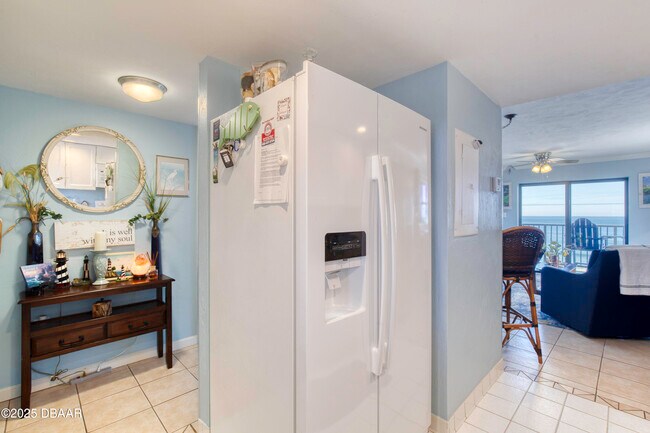 Foto del edificio - 2390 Ocean Shore Blvd