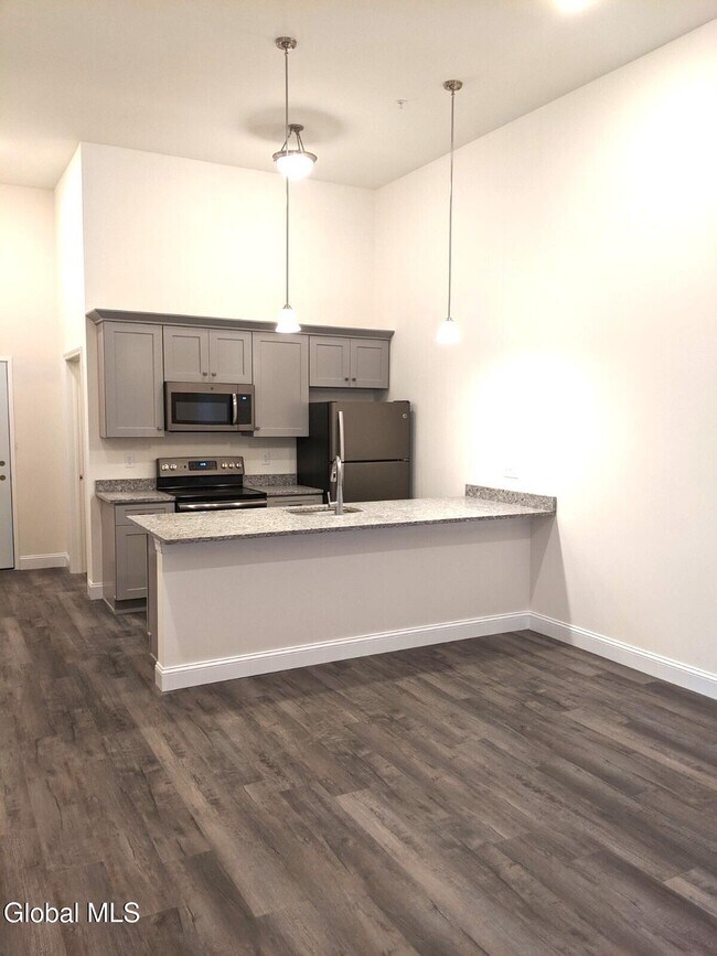 Foto del edificio - 12 White St