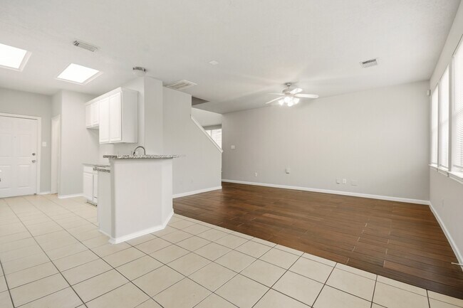 Foto del edificio - 13107 Peppergate Ln
