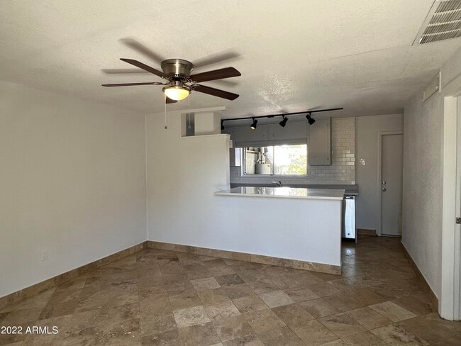 Foto del edificio - 4127 N 18th Pl