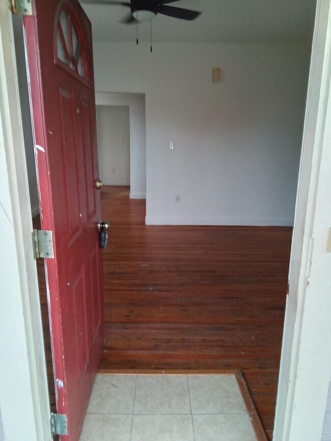 Foto del edificio - 1423 Pierce St