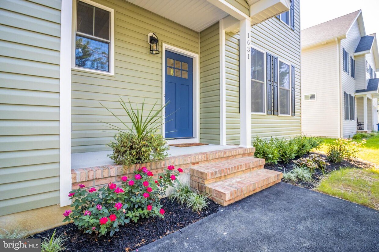 1631 Chesapeake Dr, Edgewater, MD 21037 House Rental in Edgewater, MD