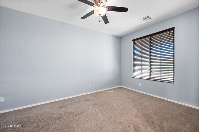 Foto del edificio - 12210 W Rio Vista Ln