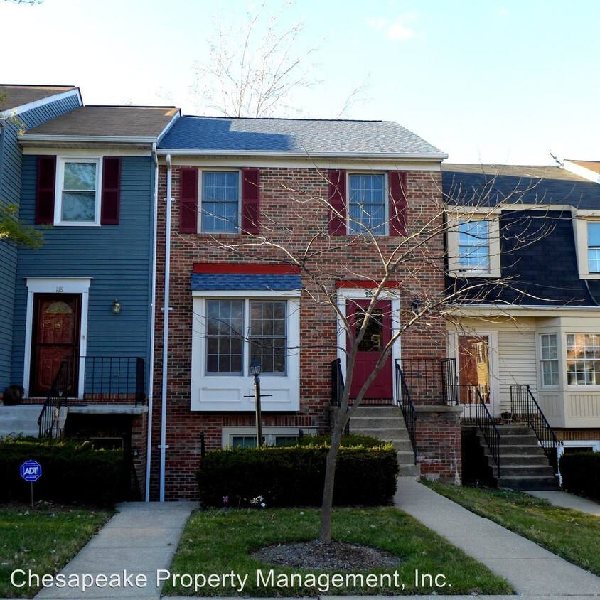 Foto principal - 122 Kettle Ct