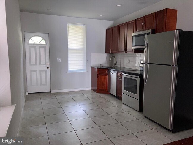 Foto del edificio - 742 S 53rd St