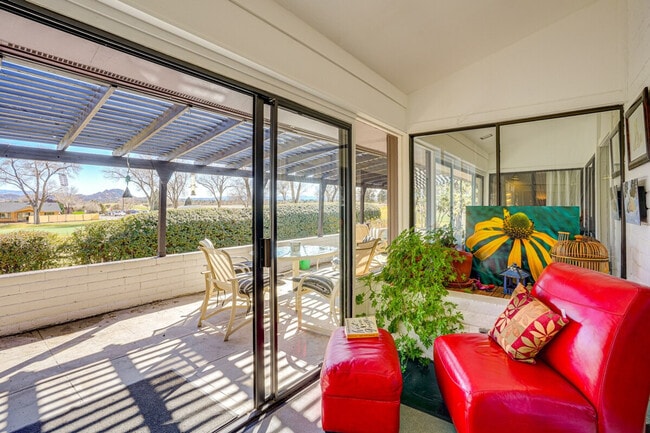 Building Photo - 21 Walking Diamond Dr