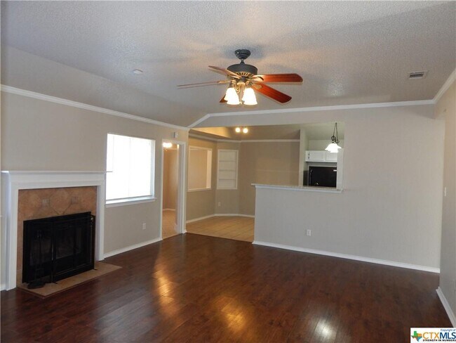Building Photo - 3401 Dorothy Jane Dr