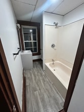 Building Photo - 68 Batchelder St