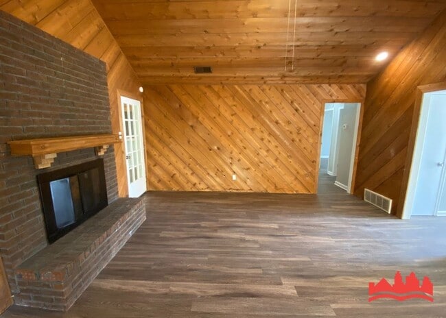 Foto del edificio - 3834 Cedar Path Dr