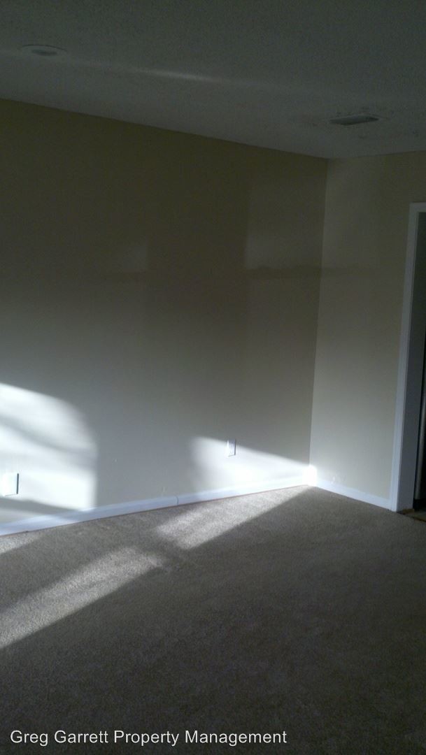 Building Photo - 2 br, 2.5 bath House - 218 Alder Wood Drive